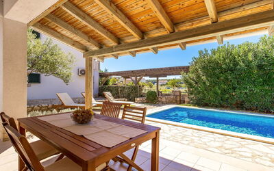 Rab Rab 310: Property, Real Estate, Building, House, Room, Furniture, Patio, Swimming Pool, Home, Estate