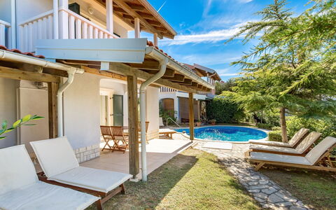 Rab Rab 316: Property, House, Home, Building, Real Estate, Estate, Room, Swimming Pool, Resort, Residential Area