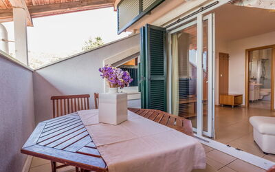 Accommodation:&nbsp;Mare 9 620.9