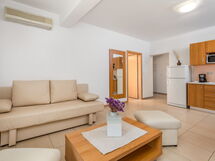Accommodation:&nbsp;Mare 8 620.8