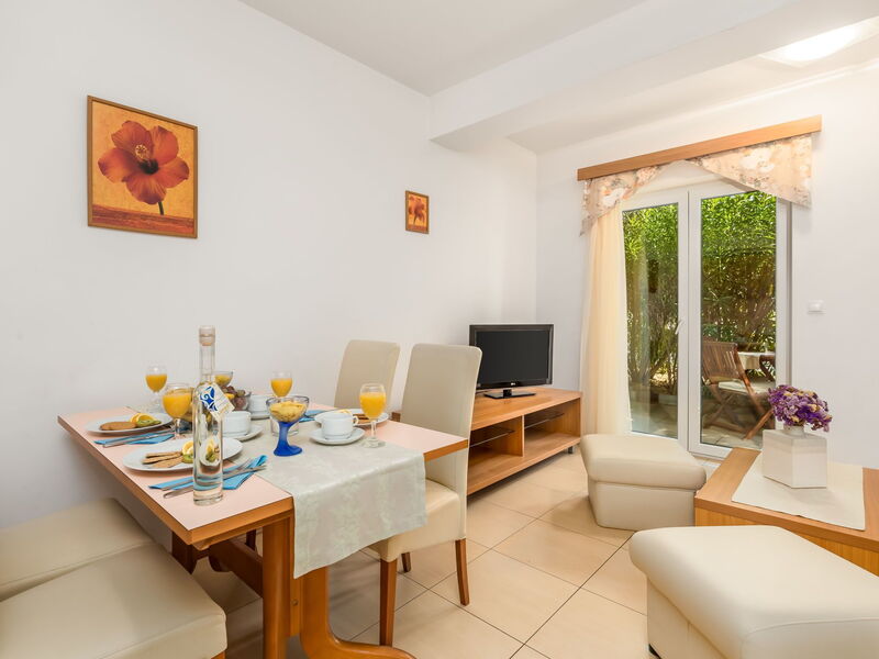 Accommodation:&nbsp;Mare 4 620.4