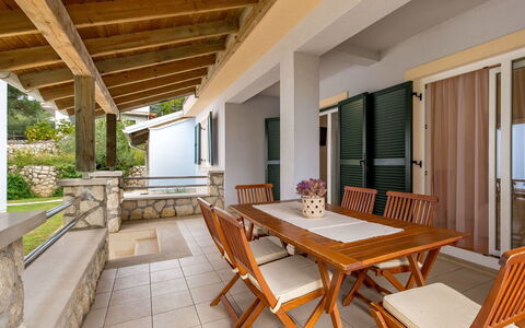Lucija: Property, Building, Room, Real Estate, House, Furniture, Interior Design, Home, Table, Estate