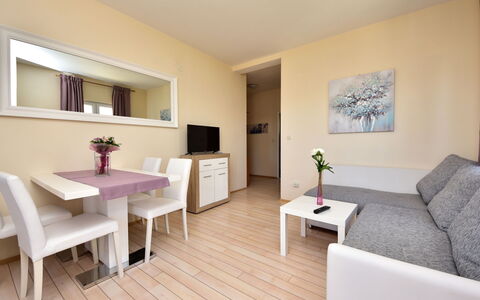 Accommodation:&nbsp;Melandura 110.5