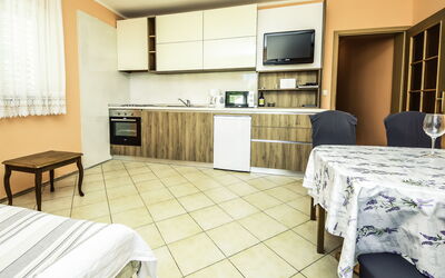 Accommodation:&nbsp;Nela 120.2