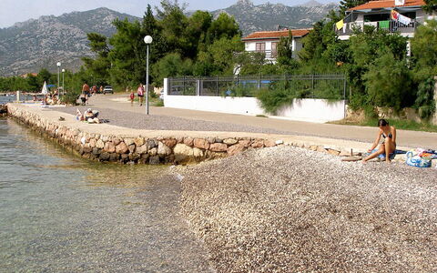 Dada: Sky, Water, Plant, Tree, Street Light, Coastal And Oceanic Landforms, Asphalt, Landscape, Leisure, Road Surface