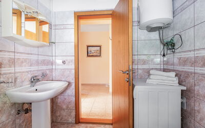 Accommodation:&nbsp;Daria 3 100.3