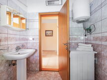 Accommodation:&nbsp;Daria 3 100.3