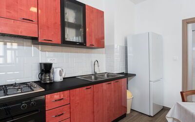 Accommodation:&nbsp;Vesela 120.4