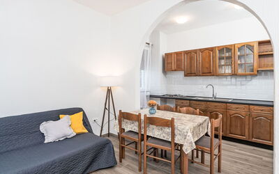 Accommodation:&nbsp;Vesela 120.3