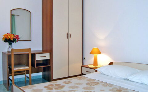 Vir 131: Furniture, Room, Bedroom, Bed, Property, Interior Design, Door, Floor, Suite, Bed Sheet