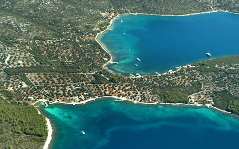 Marica: Aerial Photography, Coastal And Oceanic Landforms, Water Resources, Inlet, Water, Coast, Bay, Peninsula, Bird'S-Eye View