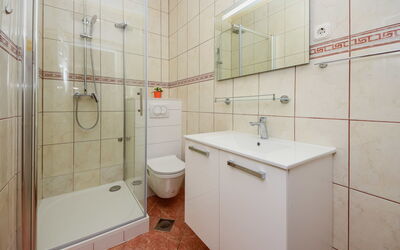 Accommodation:&nbsp;Marina 510.6