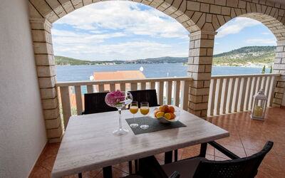Accommodation:&nbsp;Marina 510.2
