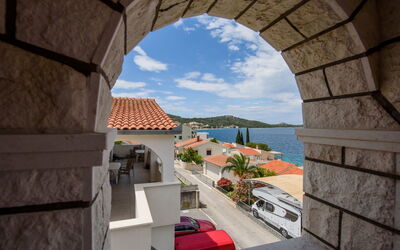 Accommodation:&nbsp;Marina 510.4