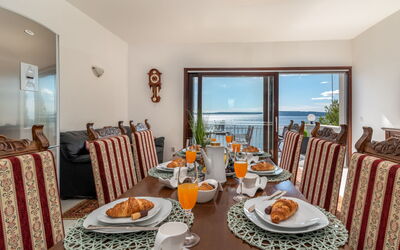 Accommodation:&nbsp;Villa Pinia 320.4
