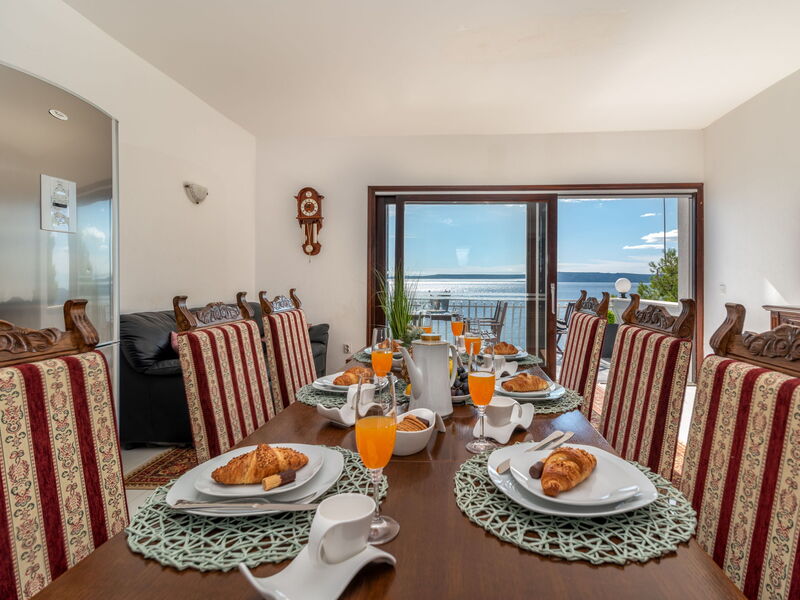 Accommodation:&nbsp;Villa Pinia 320.4