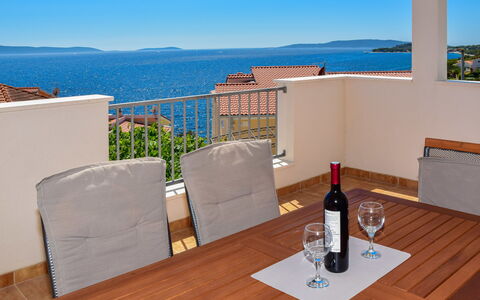 Trogir Okrug Gornji 340: Sky, Water, Table, Building, Furniture, Property, Bottle, Light, Window, Azure