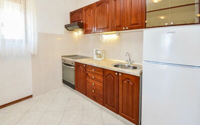 Accommodation:&nbsp;Lucija 340.1