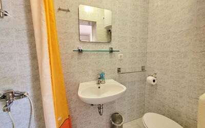 Accommodation:&nbsp;Jelka 100.3