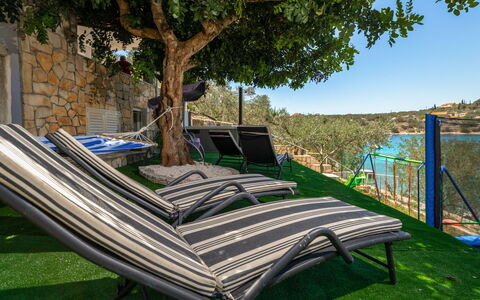 Nataly: Property, Plant, Tree, Nature, Sky, Shade, Outdoor Furniture, Botany, Motor Vehicle