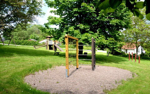 Solling: Furniture, Table, Window, Property, Chair, Building, Outdoor Table, Outdoor Furniture, Grass, Plant