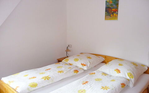 Schiltach 100: Bed, Bedroom, Room, Furniture, Bed Sheet, Bed Frame, Property, Mattress, Bedding, Wall