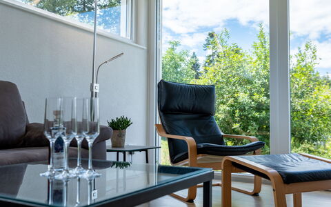 Saarland: Furniture, Table, Property, Plant, Blue, Wood, Interior Design, Chair, Comfort, Shade