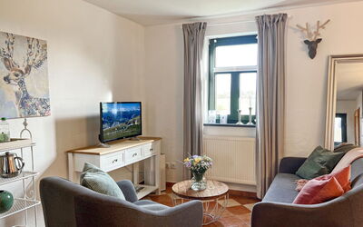 Accommodation:&nbsp;Wollin 100.9