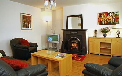 Accommodation:&nbsp;Ballyhass Lakes 100.2