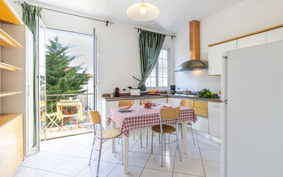 Il Risveglio 200.6: Table, Furniture, Chair, Kitchen, Lighting, Plant, Wood, Interior Design, Flooring, Kitchen & Dining Room Table