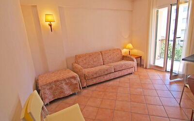 Le Saline 400.2: Room, Property, Furniture, Floor, Building, Yellow, Living Room, Interior Design, Real Estate, House