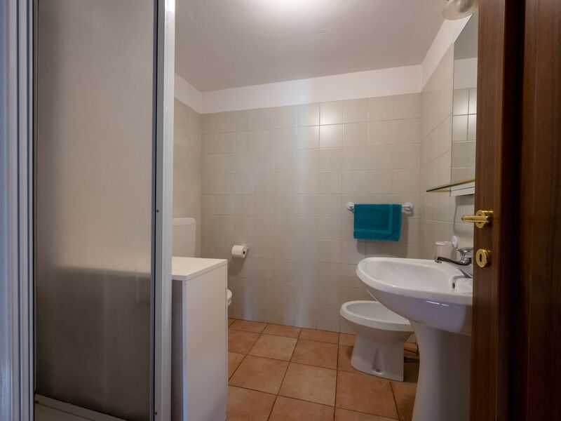 Accommodation:&nbsp;Grand Sarriod 100.3