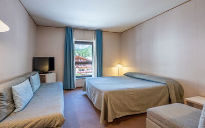 Accommodation:&nbsp;Universo 100.1