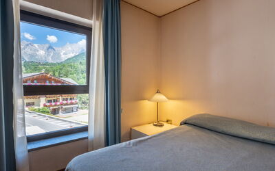 Accommodation:&nbsp;Universo 100.3