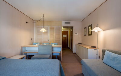 Accommodation:&nbsp;Universo 100.1