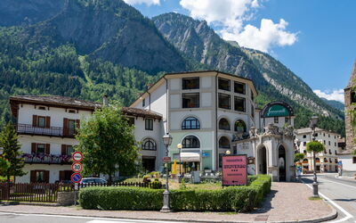 Accommodation:&nbsp;Universo 100.4