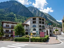 Courmayeur 100