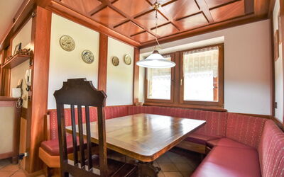 Accommodation:&nbsp;Cesa Galadriel 10.1