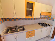 Accommodation:&nbsp;Solmare 350.45