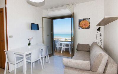 Accommodation:&nbsp;Cala Luna 140.1