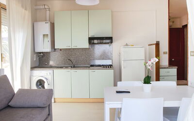 Accommodation:&nbsp;Cala Luna 140.1
