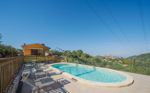 La Casa al Monte: Sky, Water, Swimming Pool, Azure, Tree, Plant, Urban Design, Body Of Water, Shade, House