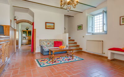 Forno 690.4: Room, Property, Building, Floor, Furniture, Interior Design, Living Room, Ceiling, House, Real Estate