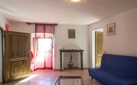 Via Vannocci: Property, Room, Furniture, Building, Floor, Red, Interior Design, House, Ceiling, Wall