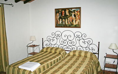 Accommodation:&nbsp;Fattoria Di Castiglionchio 100.7