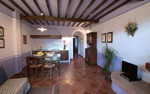 San Gimignano 150: Property, Building, Room, Real Estate, Interior Design, House, Ceiling, Floor, Furniture, Architecture