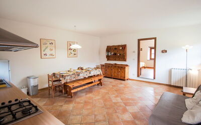 Accommodation:&nbsp;I Noccioli 200.2