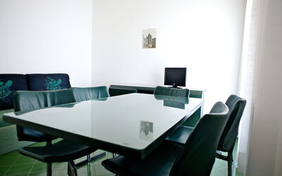Accommodation:&nbsp;Costa di Kair ed Din 100.6