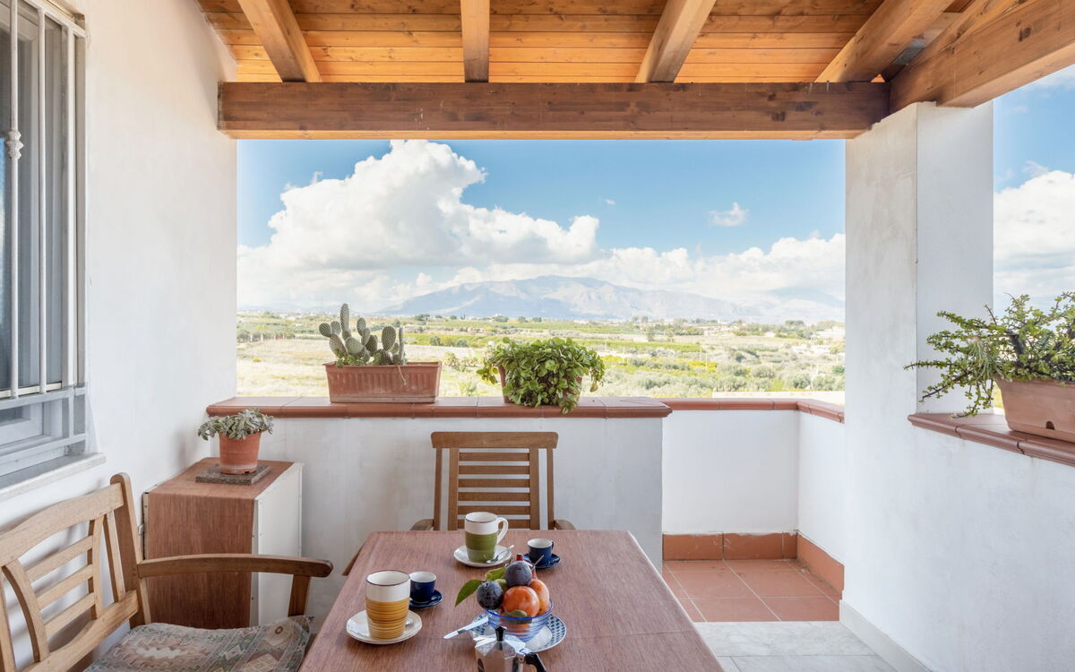 Accommodation:&nbsp;Arnao Bella Vista 100.2