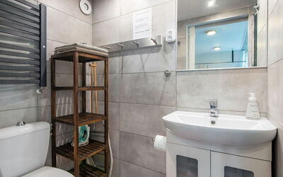 Accommodation:&nbsp;Rekowo 100.2